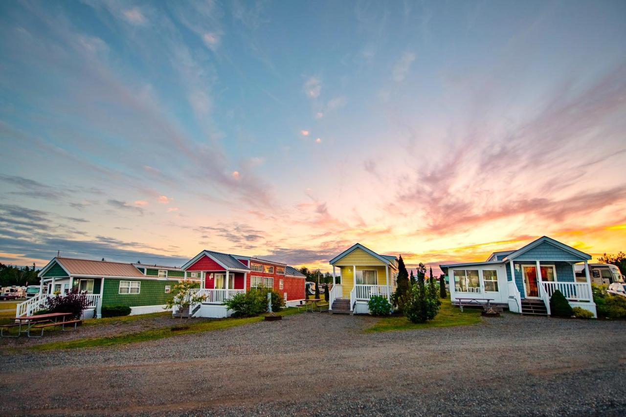 Narrows Too Camping Resort Loft Cottage 12 Trenton Exteriör bild